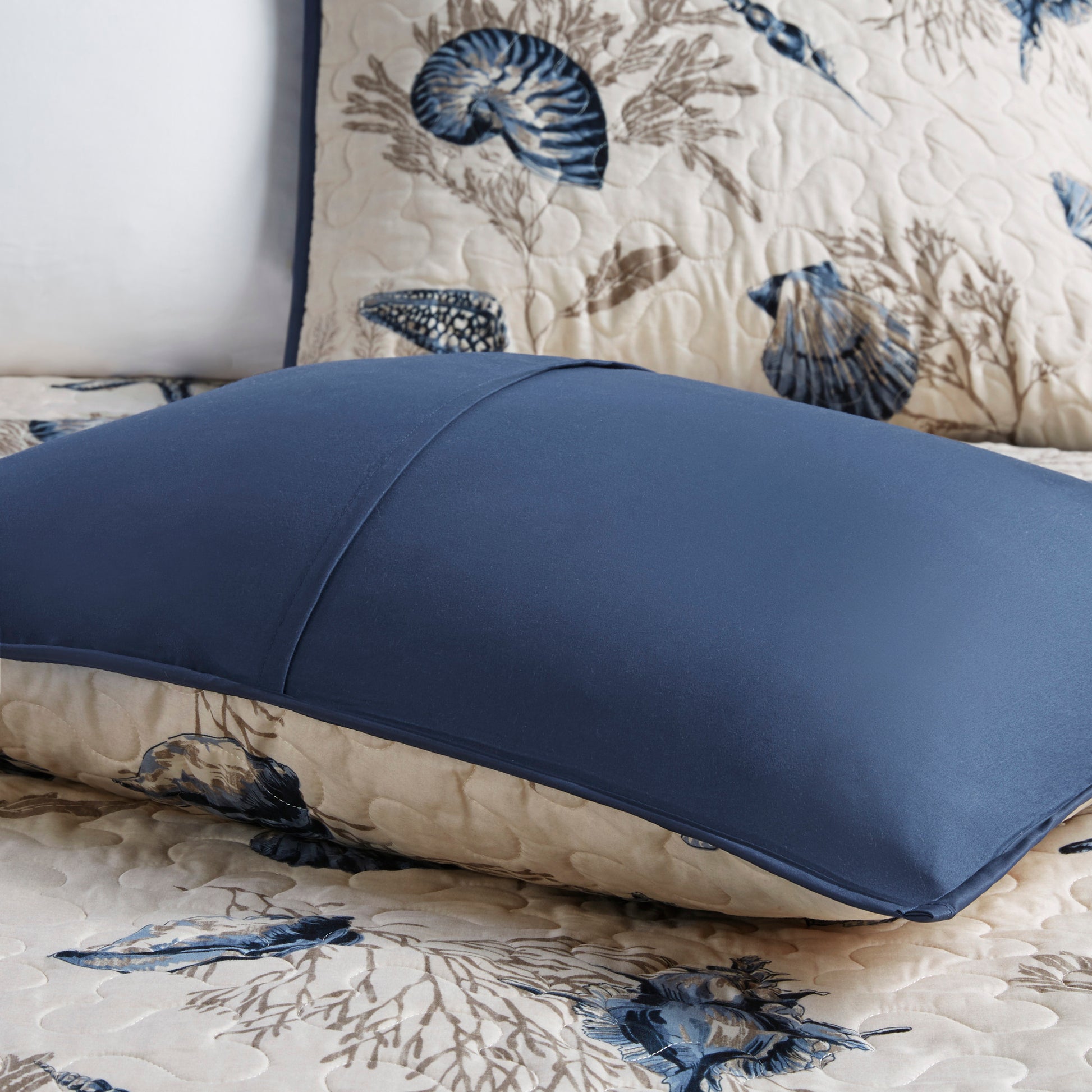 Brushed Microfiber Quilt Set With Throw Pillows Blue Twin Twin Xl Twin Blue Polyester