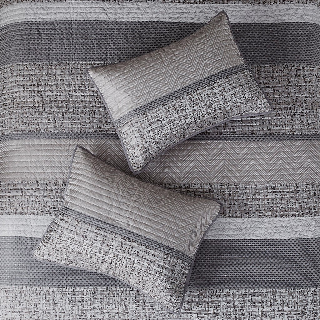 6 Piece Reversible Jacquard Quilt Set With Throw Pillows Grey Taupe King Cal King Grey Taupe Cotton