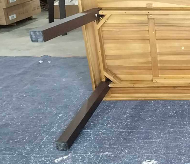 Legs57192.00 Black Metal