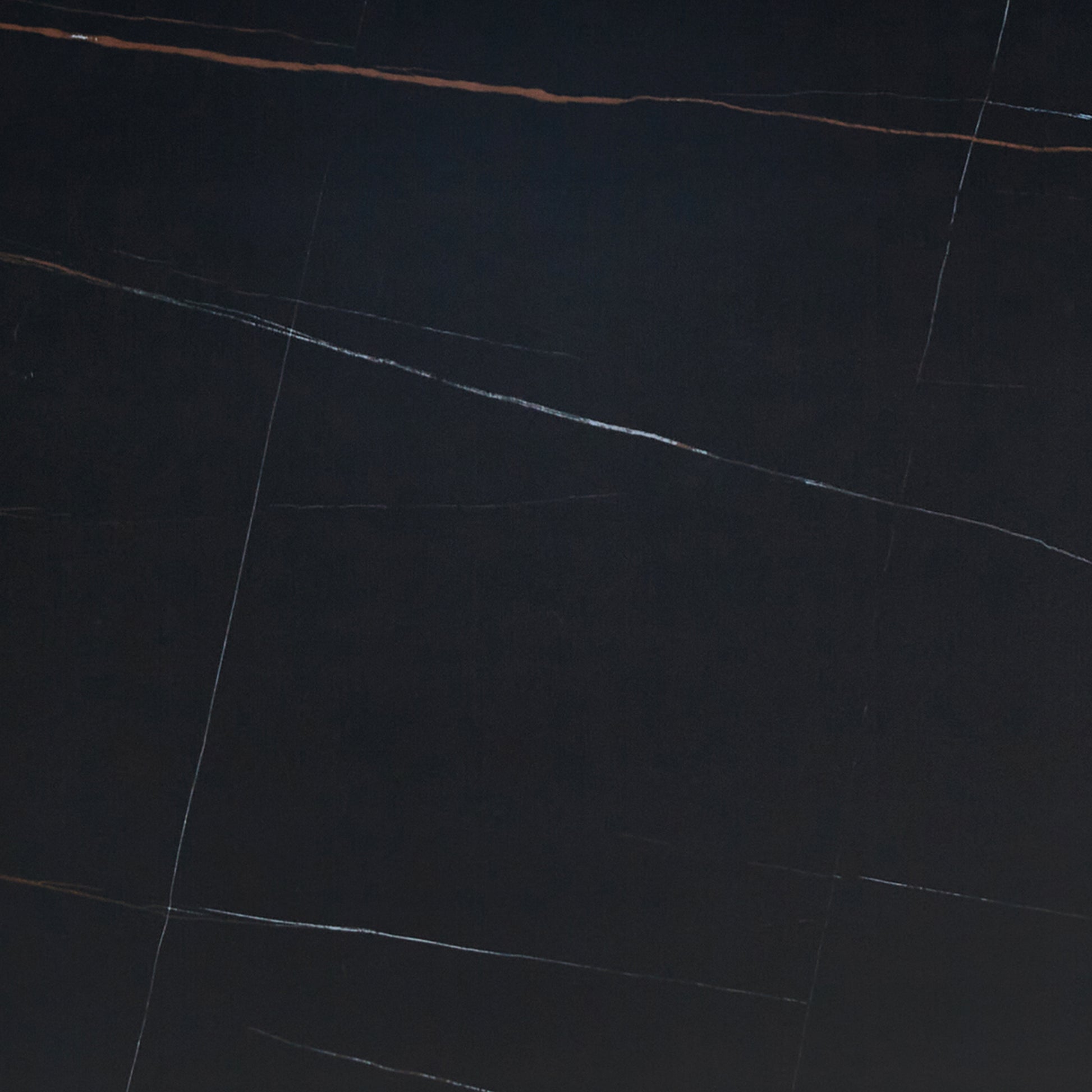 Table And Chair Set. Large Modern Rectangular Table With Black Textured Top And Black Metal Legs. Soft And Comfortable Pu Seats, Faux Leather Upholstered Seats And Sturdy Metal Legs. White Black Seats 4 Sintered Stone