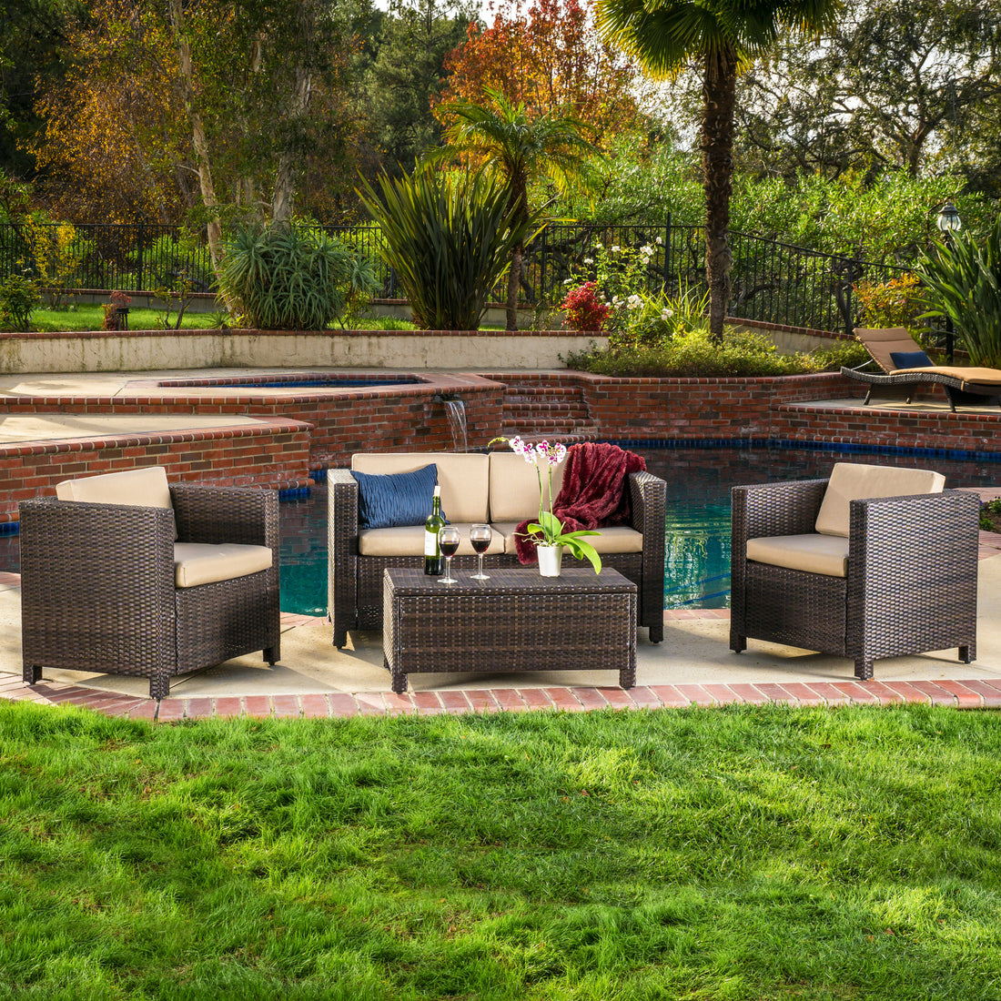 Puerta 4Pc Set Dark Brown Rattan Fabric