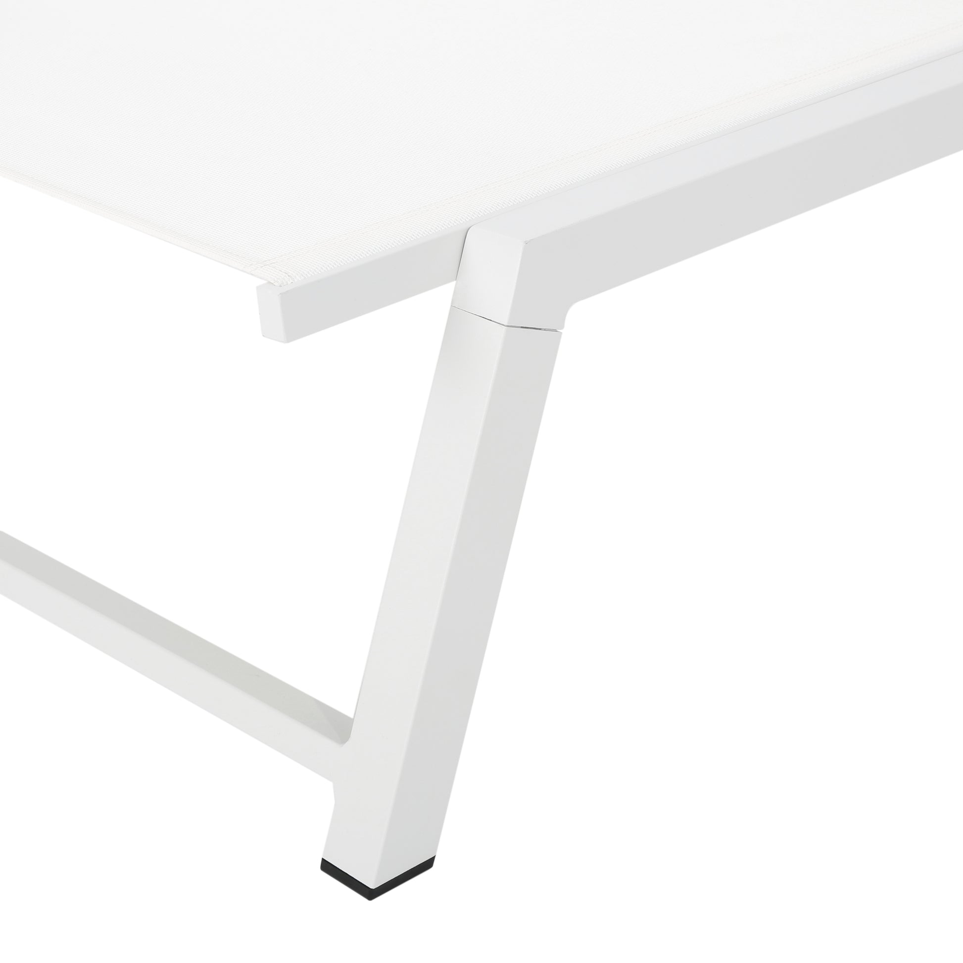 Myers Chaise Lounge Mp2 White Metal Mesh