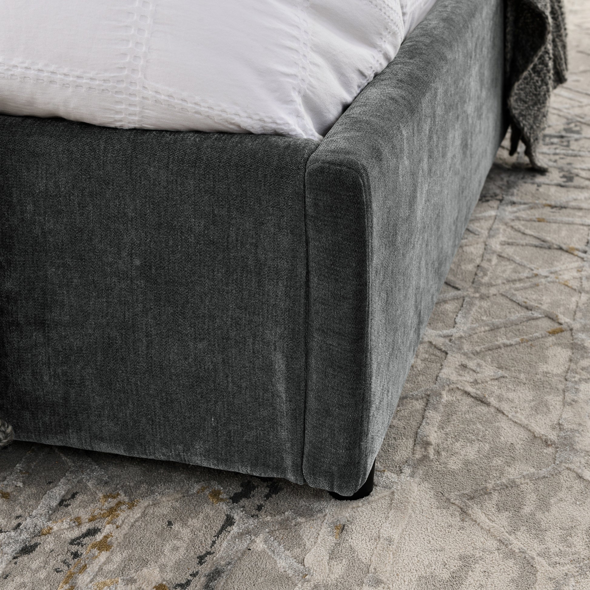 King Size Storage Upholstered Hydraulic Platform Bed With Integrated Headboard, Chenille Fabric, Gray King Gray Bedroom Luxury,Modern Chenille Chenille