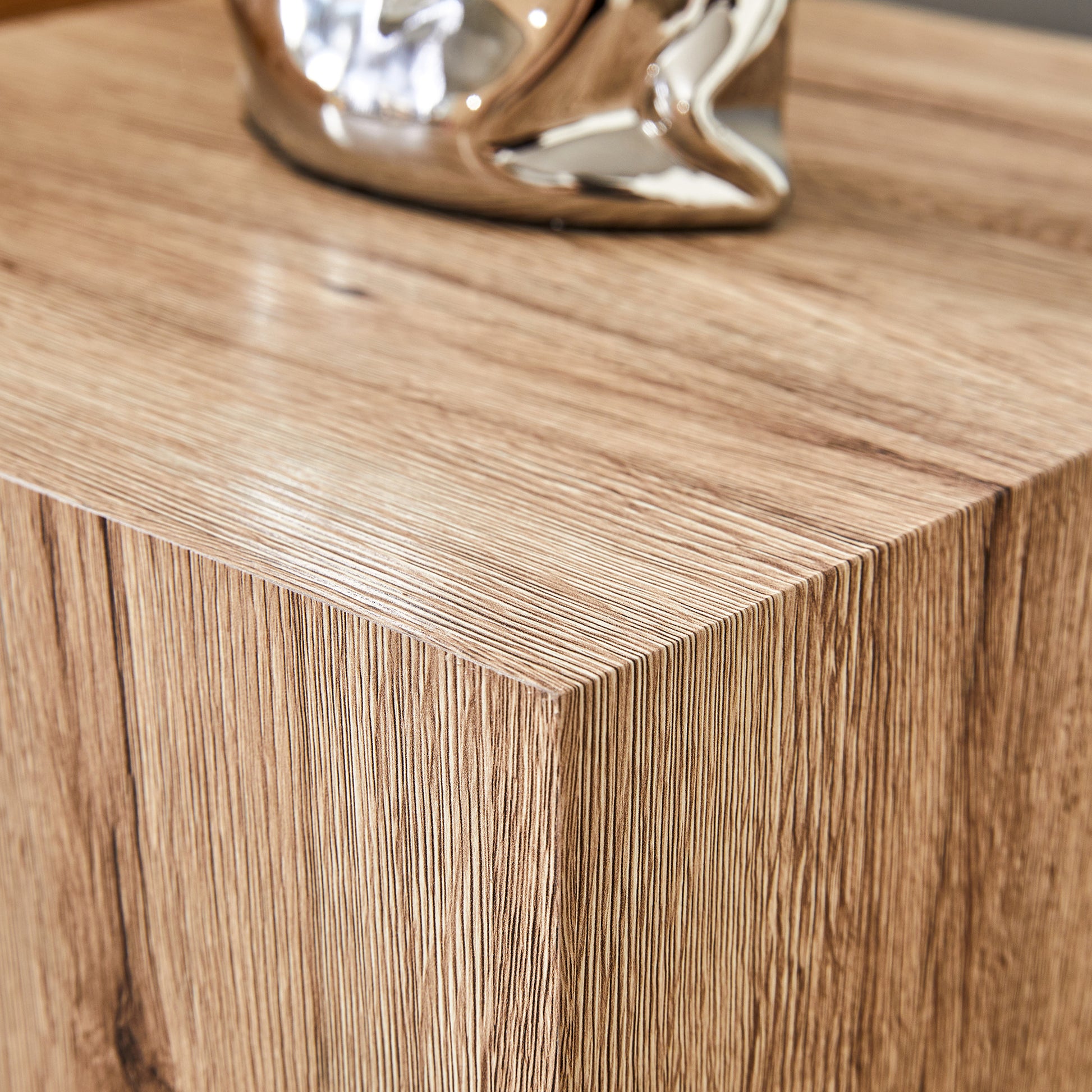 Modern Three Piece Coffee Table.Elevate Your Living Space With This Modern Mdf Coffee Table That Showcases Smooth, Light Wood Color Texture Patterns. Stylish Design. Wood Mdf