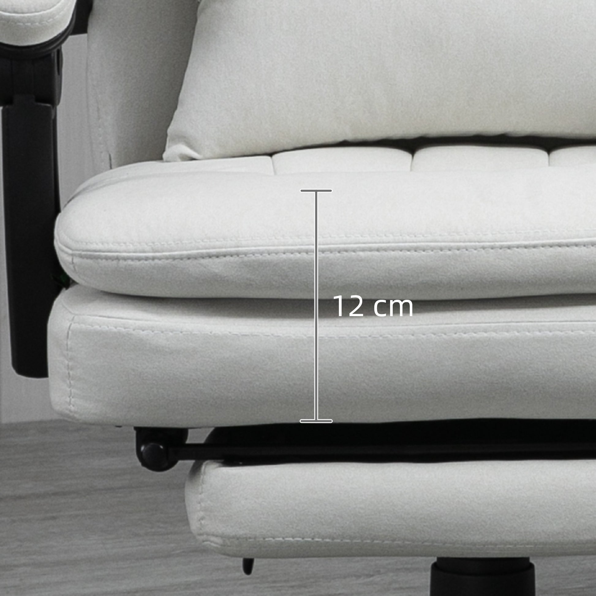Vinsetto Microfibre Executive Massage Office Chair, Swivel Computer Desk Chair, Heated Reclining Computer Chair With Lumbar Support Pillow, Cream White Cream Polyester