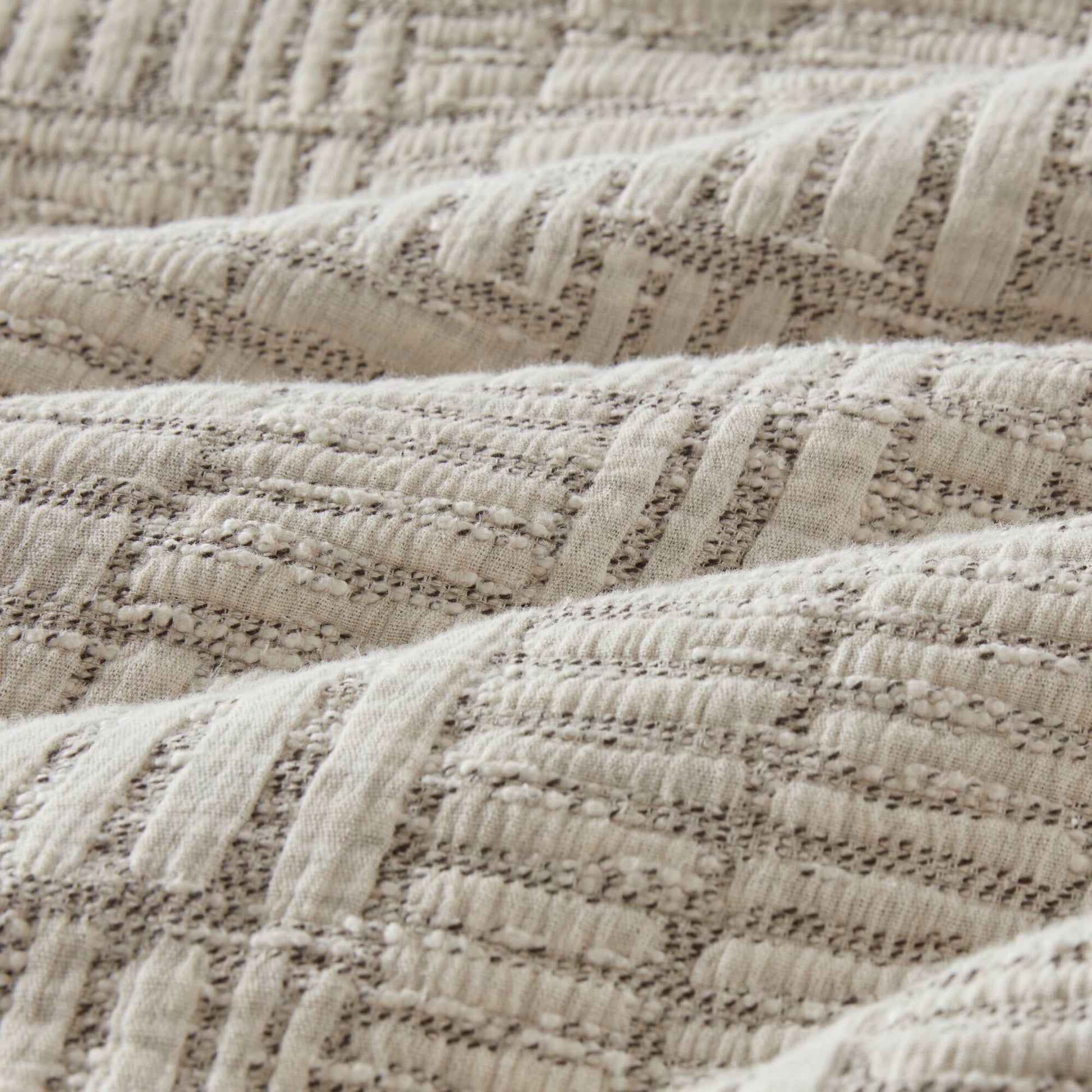 3 Piece Oversized Cotton Matelasse Comforter Set Full Queen Beige Polyester