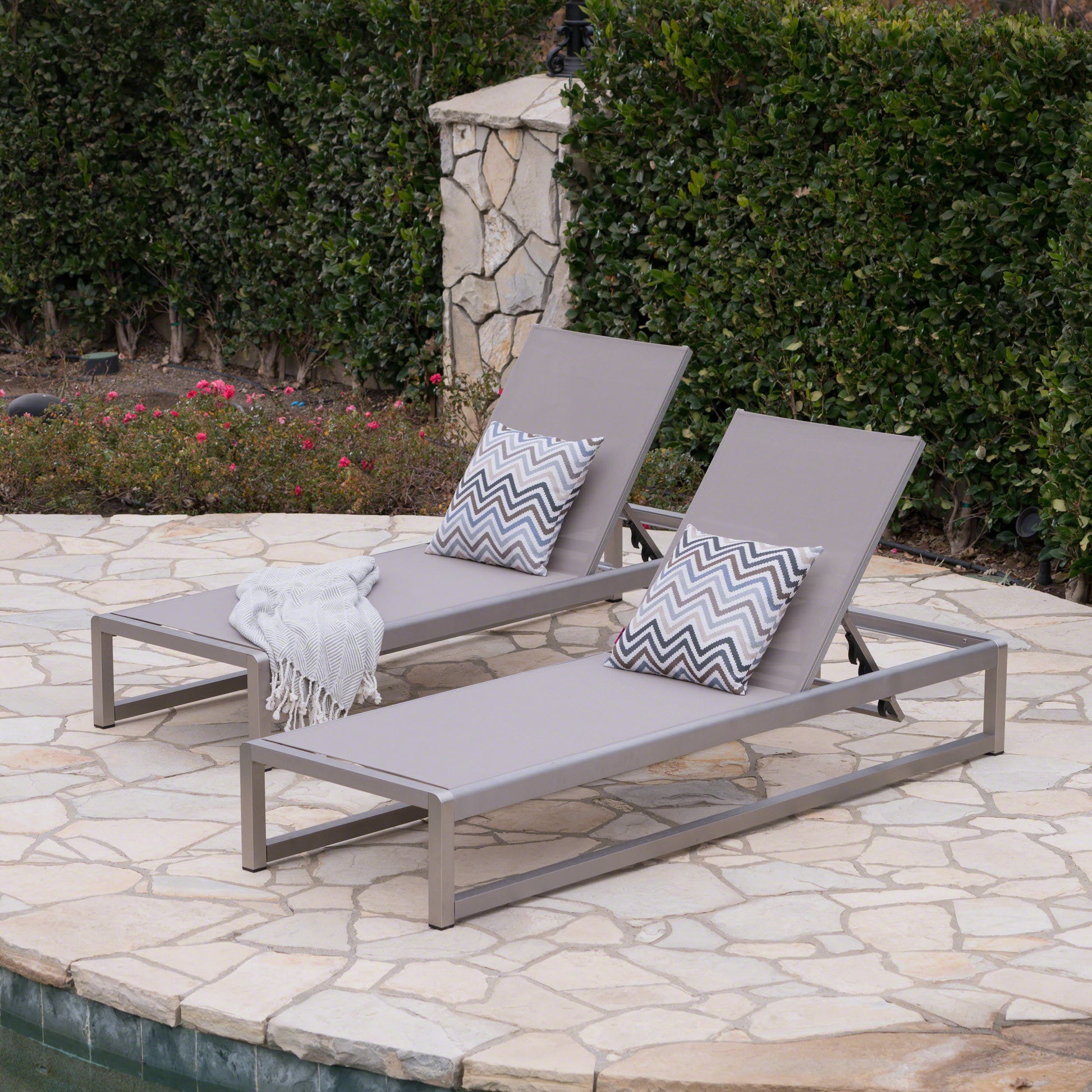 Modesta Chaise Lounge Set Of 2 Grey Mesh