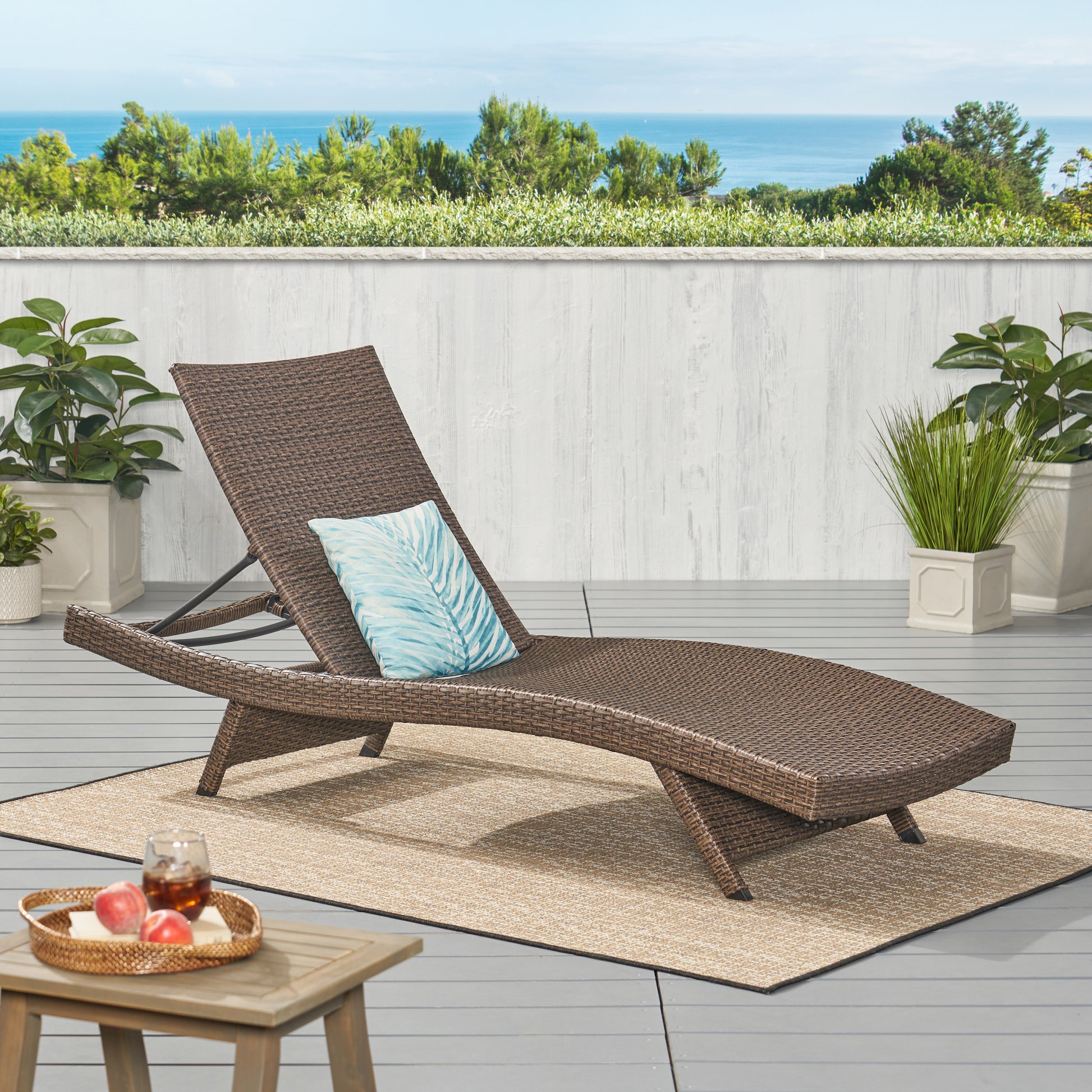 Salem Pe Wicker Chaise Lounge Mocha Rattan
