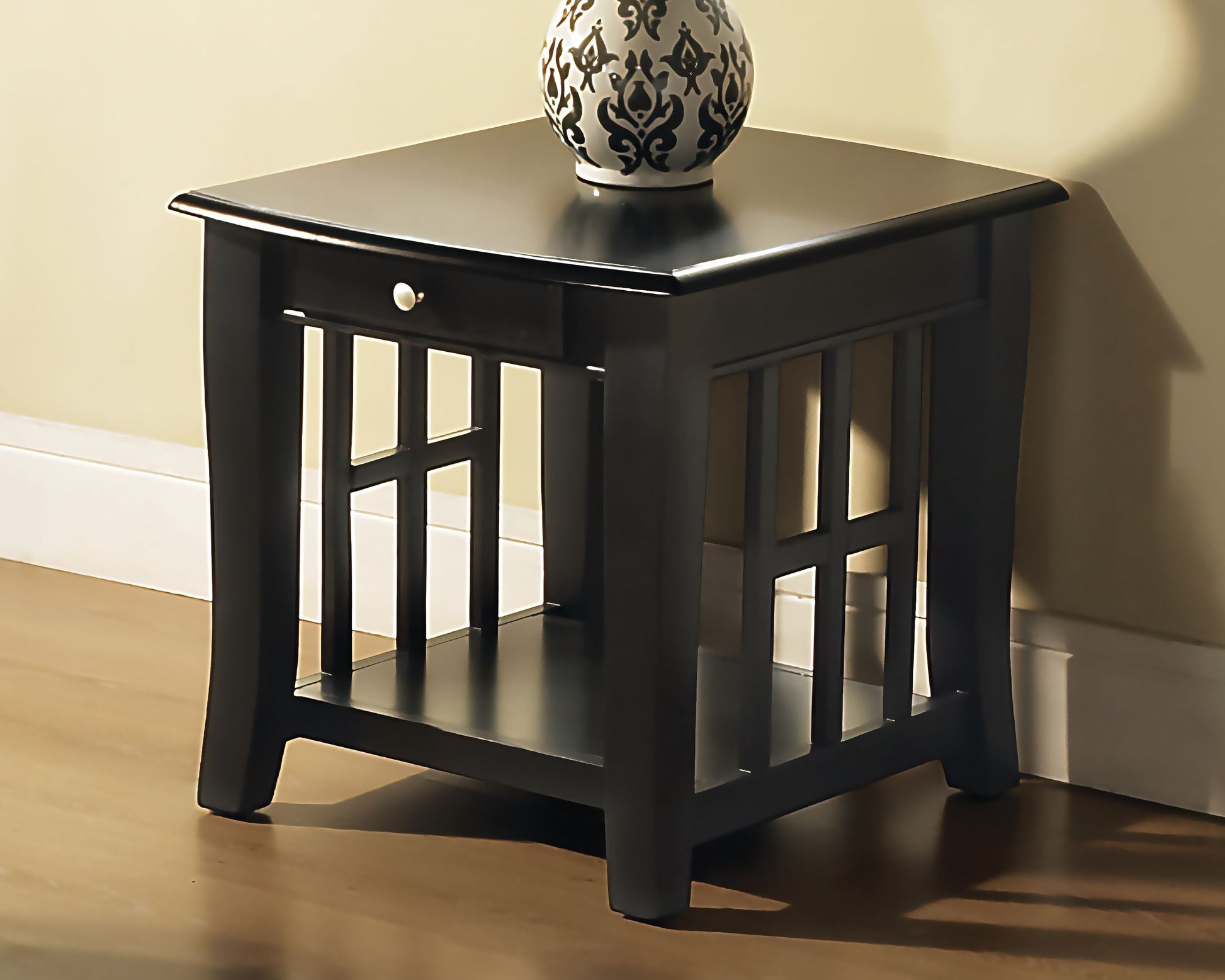 Classic Styling With Ebony Finish Affordable Occasional Tables Bottom Shelves, Elegant Lattice Ends Ebony Solid Wood Mdf